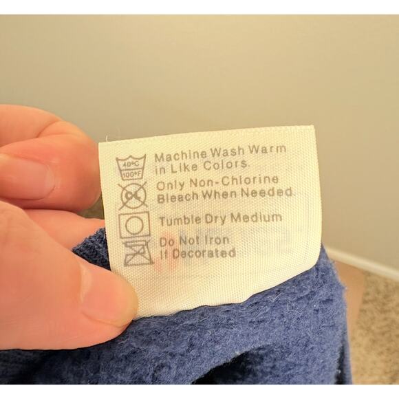 VTG Hanes Size XL Desert Theme Embroidered Sweater Aztec Style Statement Cuffs - Picture 7 of 7